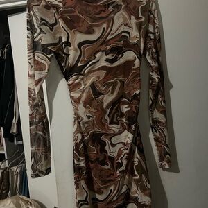 Elegant Marble Print Long Sleeve Dress